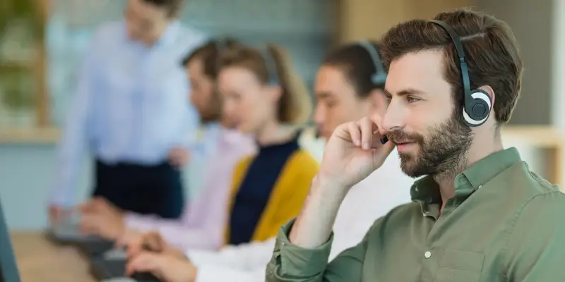 چگونه برون_سپاری فروش تلفنی تجربه مشتری را بهبود می_بخشد